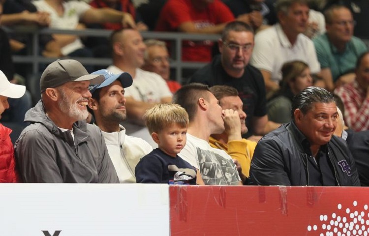 ПОДРШКА ЗВЕЗДИ: Новак довео Стефана у Пионир